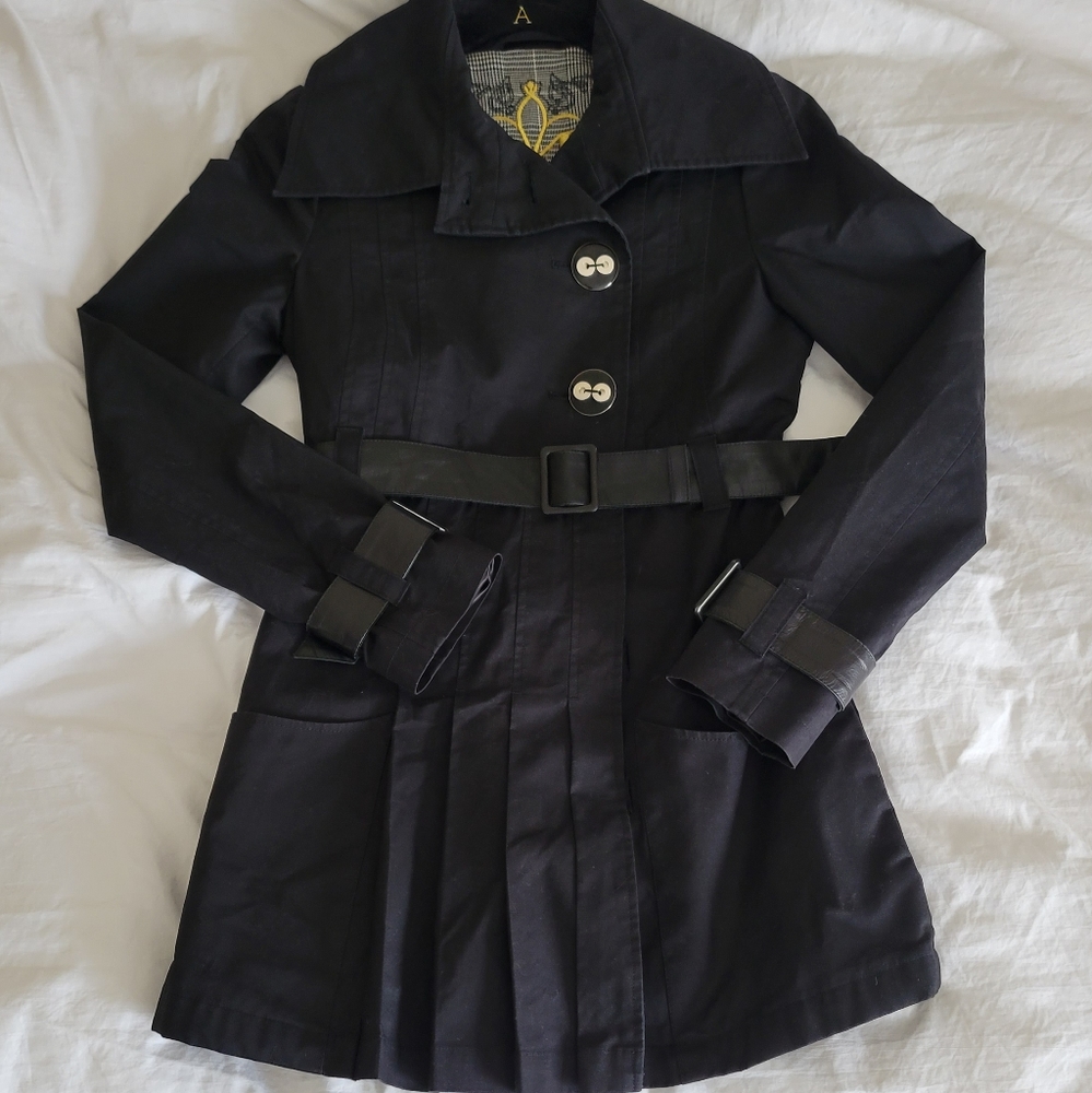 Mackage double-breasted lightweight trench in XS